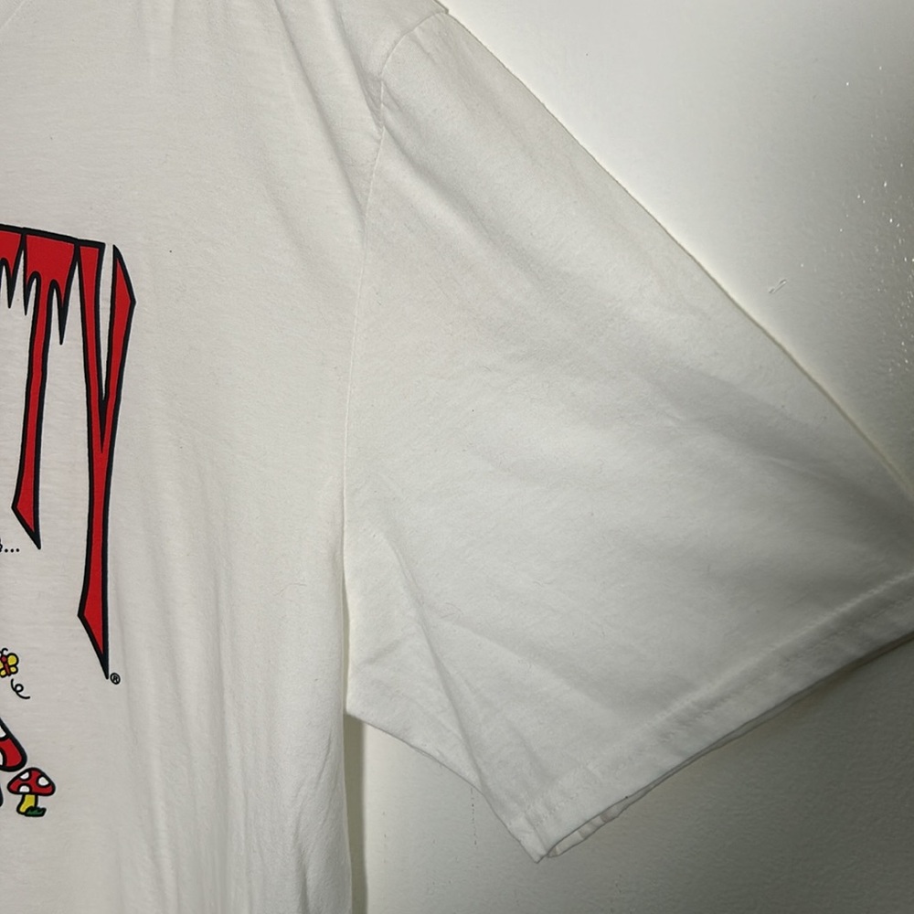 Hello Kitty Mushroom and Bees Sanrio Kawaii Anime Tee Size XL. New without Tag - Picture 3 of 7